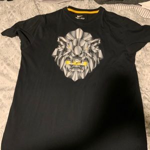 LeBron James The King Nike Dri-Fit Large